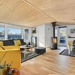 Lovely In With Kitchen