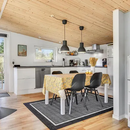 Lovely In With Kitchen Broager