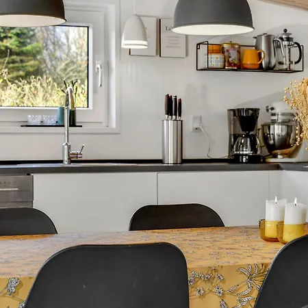 Lovely In With Kitchen