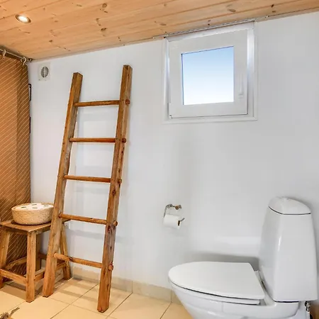 Feriehus Lovely In With Kitchen