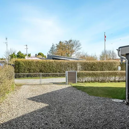 Lovely In With Kitchen *