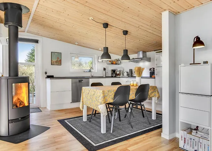 Lovely In With Kitchen Broager