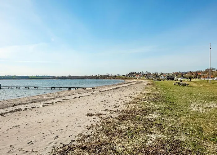 Vakantiehuis Lovely In With Kitchen Broager