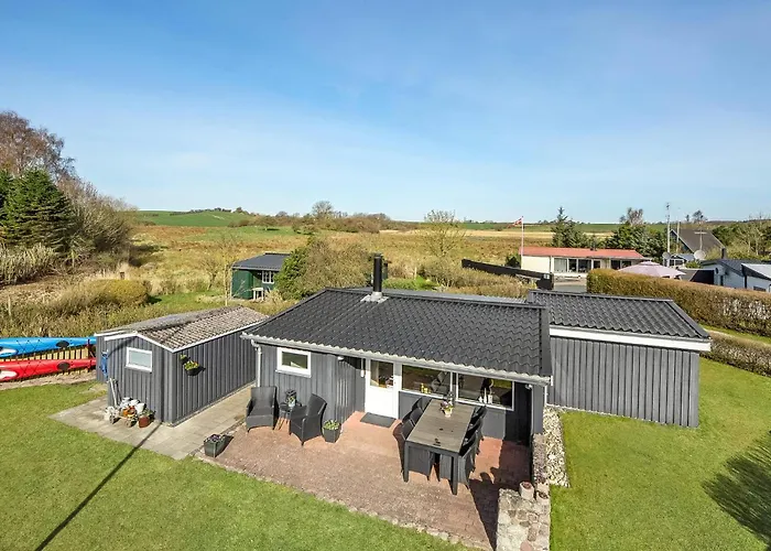 Vakantiehuis Lovely In With Kitchen Broager